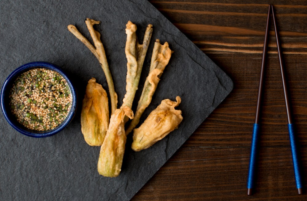 squash-blossom-and-scallion-wasabi-tempura-with-tempura-sauce-1677