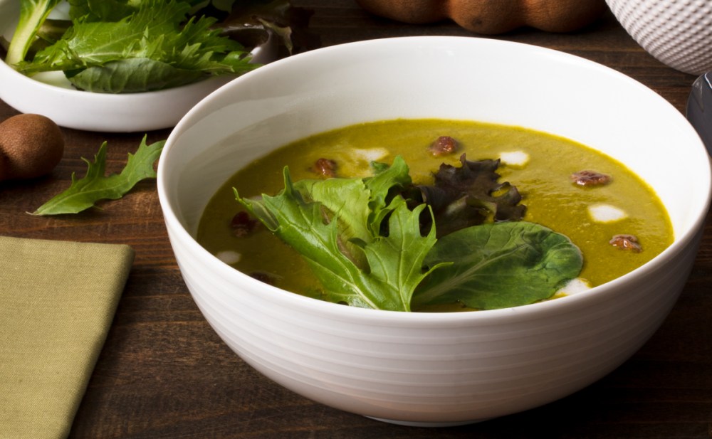 baby-green-soup-with-coconut-milk-sweet-curry-and-tamarind-lr-6829