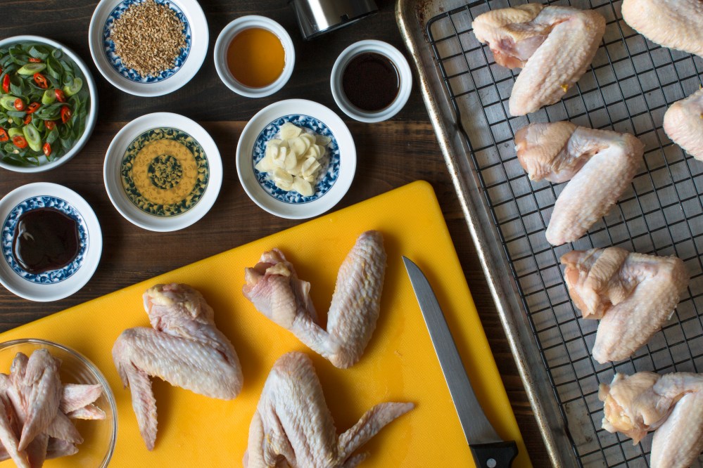 Miz for oven roasted chicken wings with oyster sauce hr-9862